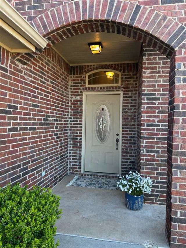 901 SW 79th, Lawton, OK 00000 Main Photo