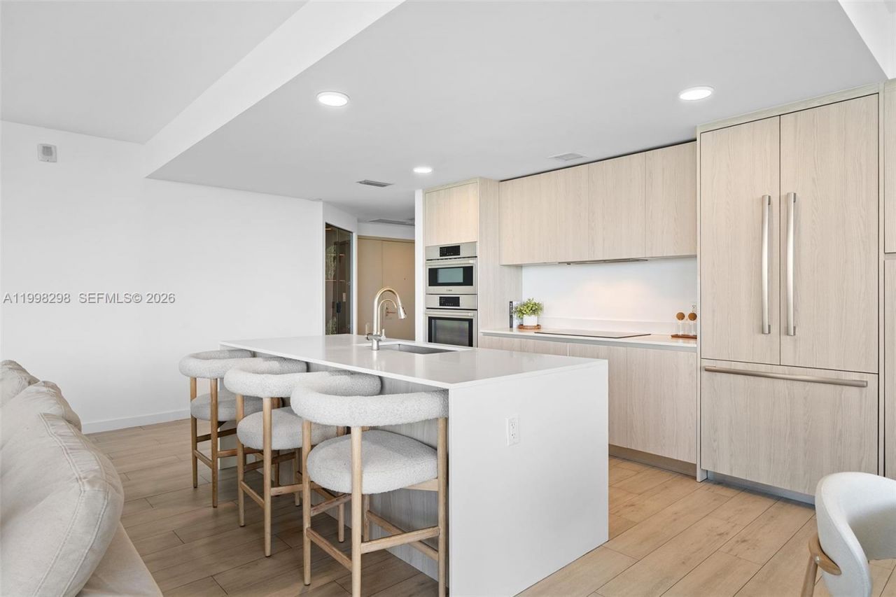 488 NE 18th St, Unit 715, Miami, FL 33132 Photo