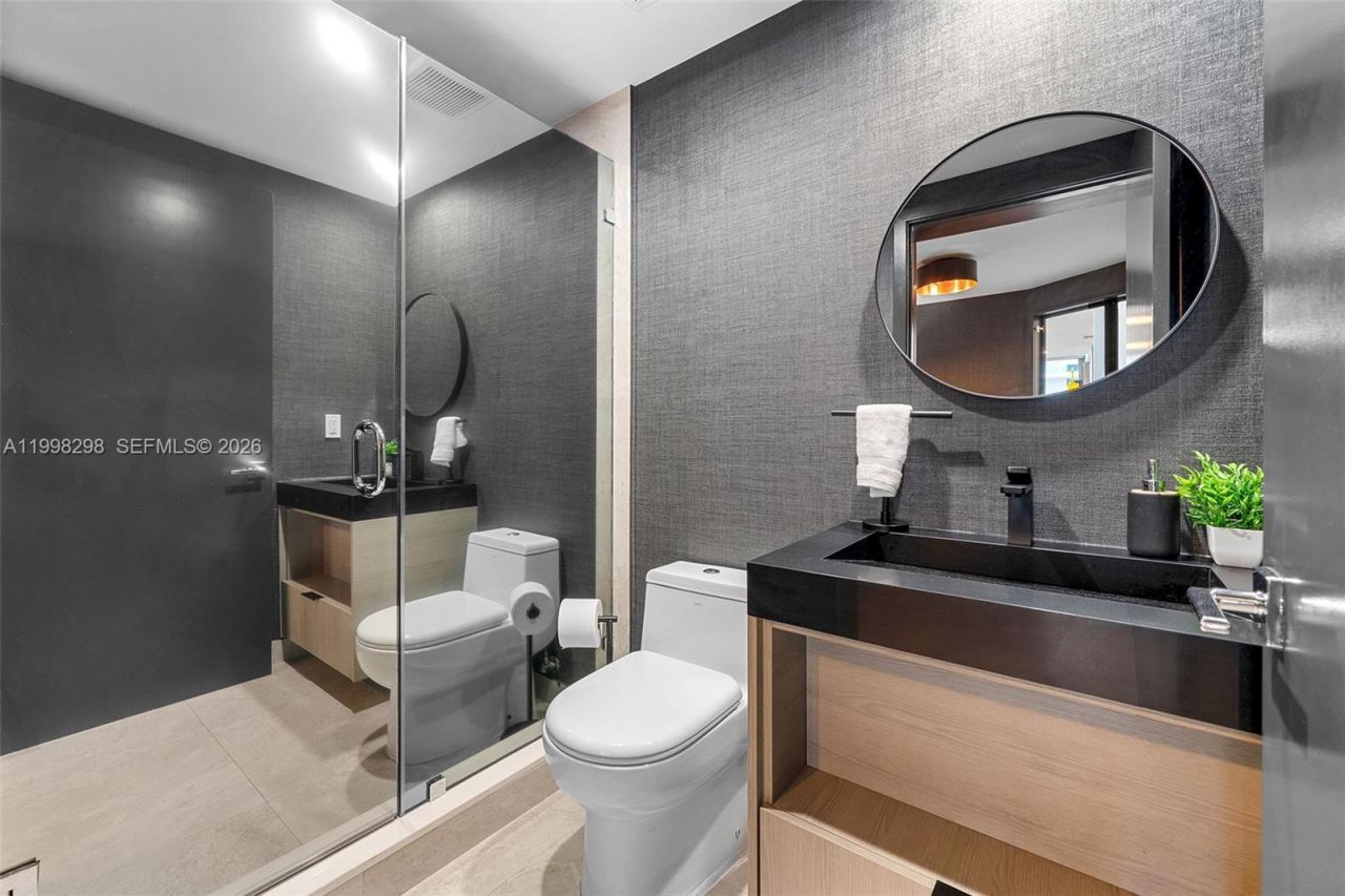 488 NE 18th St, Unit 715, Miami, FL 33132 Photo