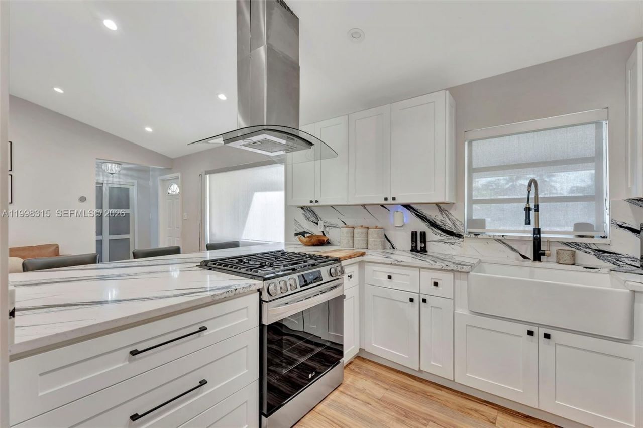 3043 Hayes Street , Hollywood, FL 33021 Photo