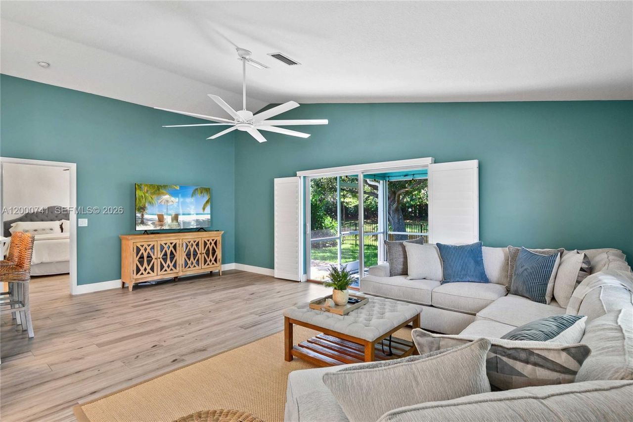 104 Old Jupiter Beach Road, Jupiter, FL 33477 Photo