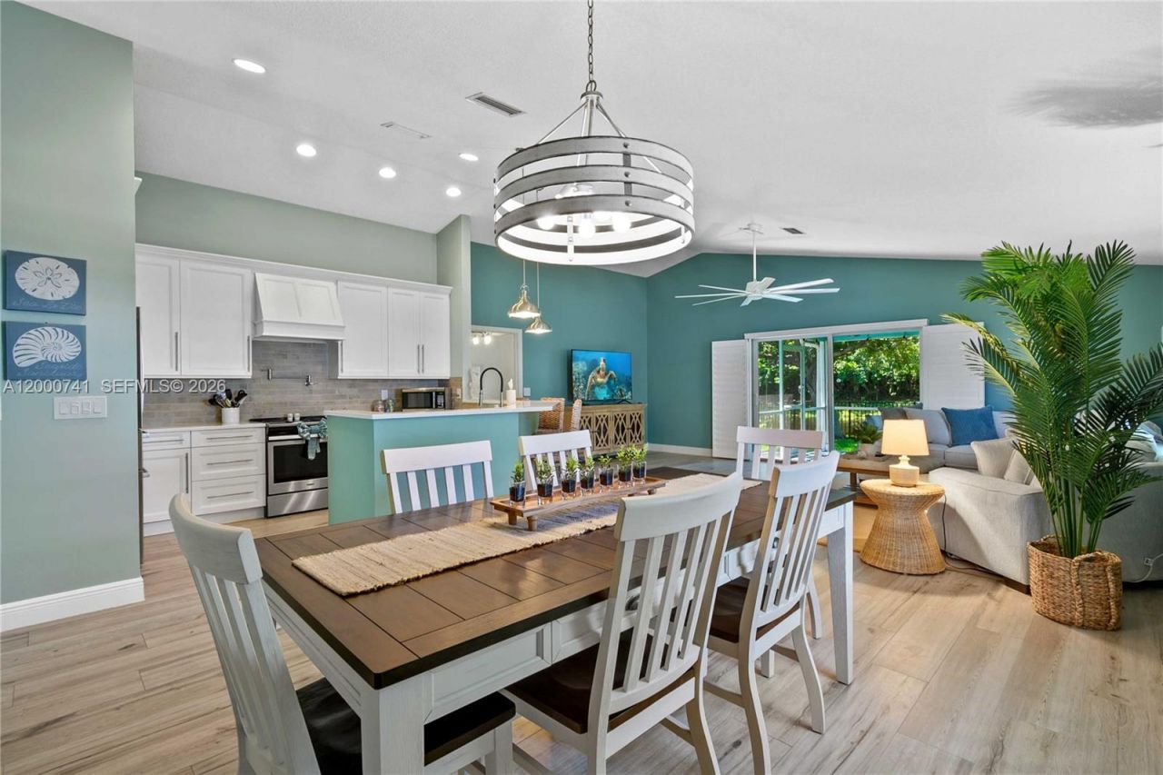 104 Old Jupiter Beach Road, Jupiter, FL 33477 Photo