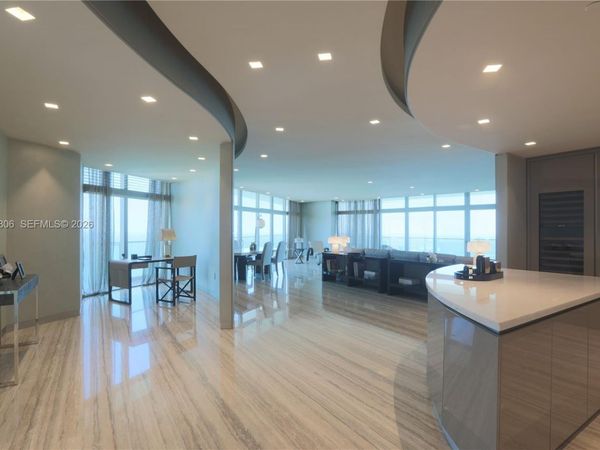 18975 Collins Ave , Unit 4800, Sunny Isles Beach, FL 33160