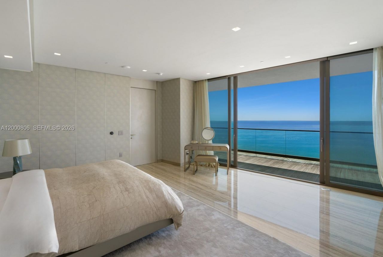 18975 Collins Ave, Unit 4800, Sunny Isles Beach, FL 33160 Photo