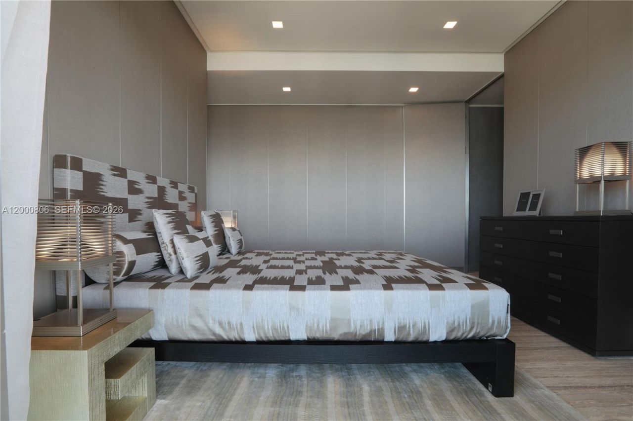 18975 Collins Ave, Unit 4800, Sunny Isles Beach, FL 33160 Photo