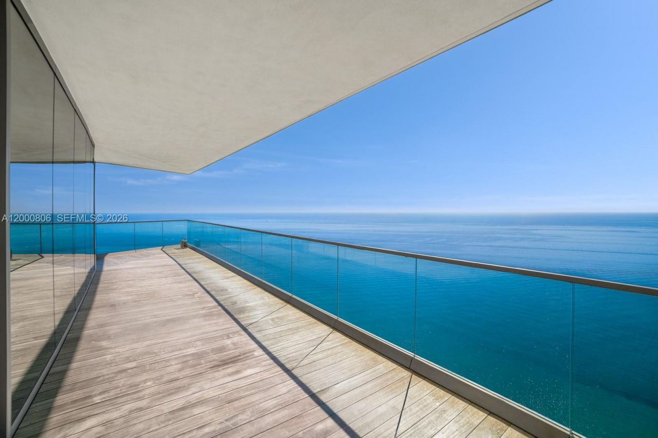 18975 Collins Ave, Unit 4800, Sunny Isles Beach, FL 33160 Photo