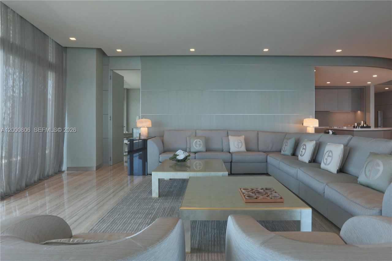 18975 Collins Ave, Unit 4800, Sunny Isles Beach, FL 33160 Photo