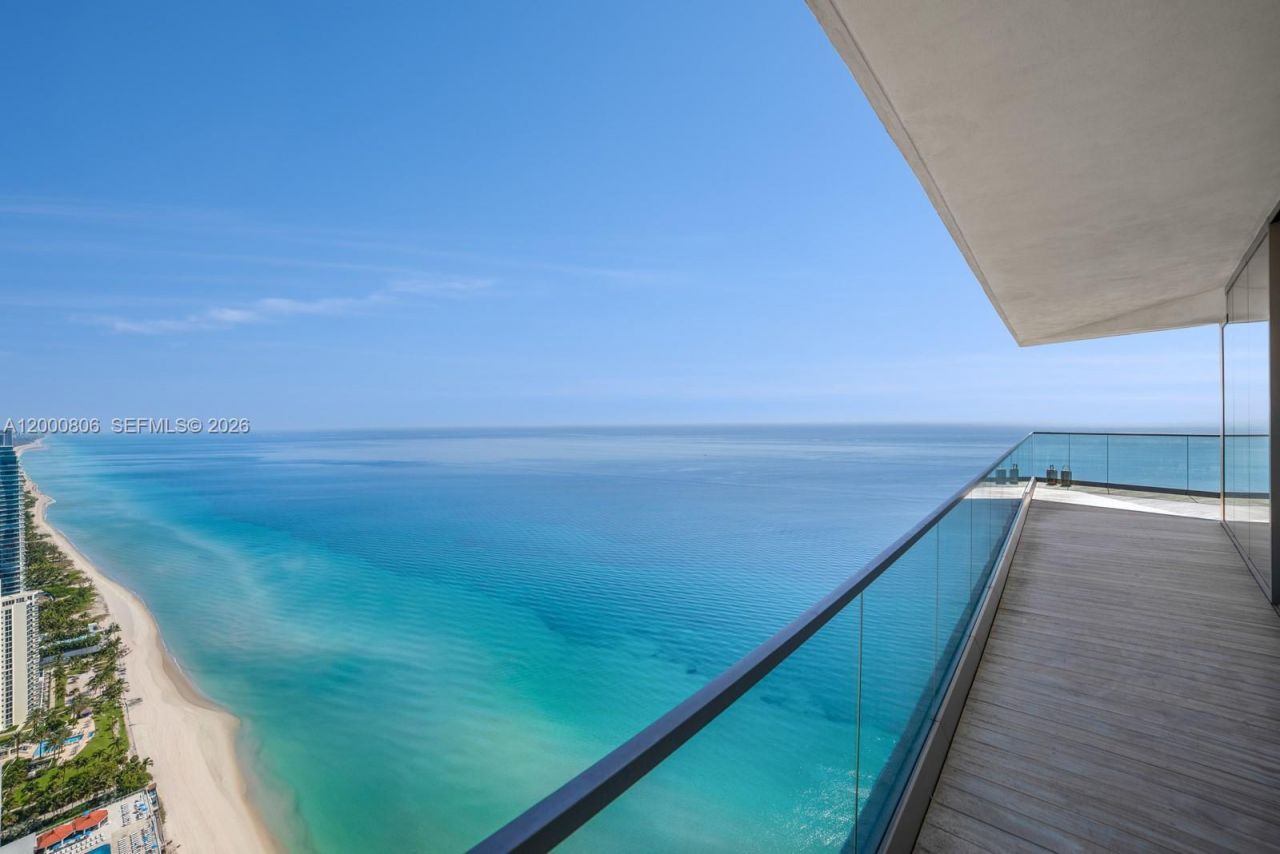 18975 Collins Ave, Unit 4800, Sunny Isles Beach, FL 33160 Photo