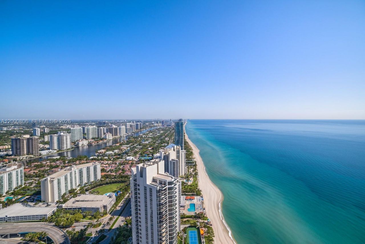 18975 Collins Ave, Unit 4800, Sunny Isles Beach, FL 33160 Photo