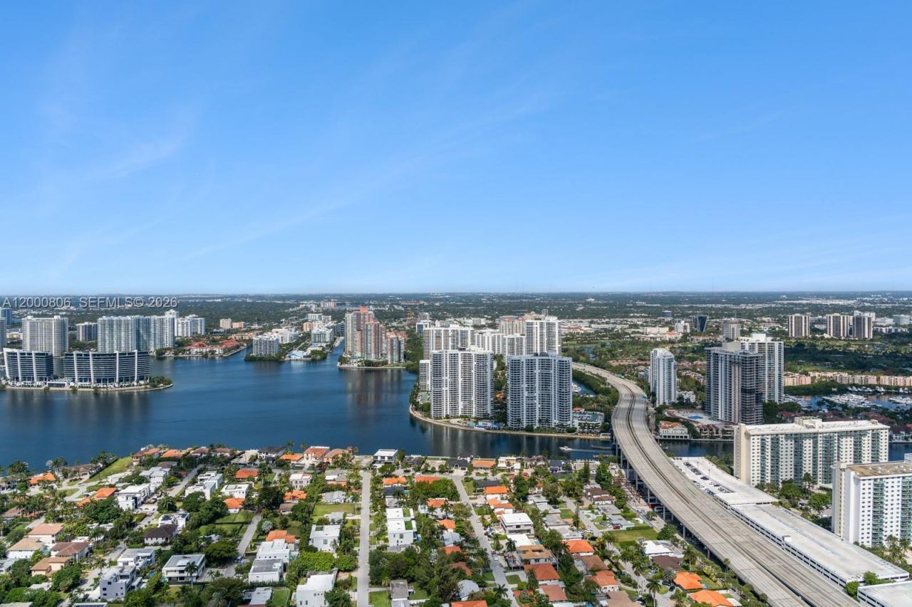 18975 Collins Ave, Unit 4800, Sunny Isles Beach, FL 33160 Photo