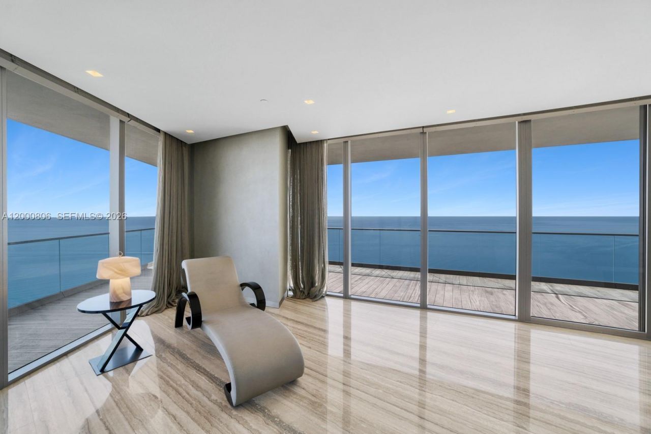 18975 Collins Ave, Unit 4800, Sunny Isles Beach, FL 33160 Photo