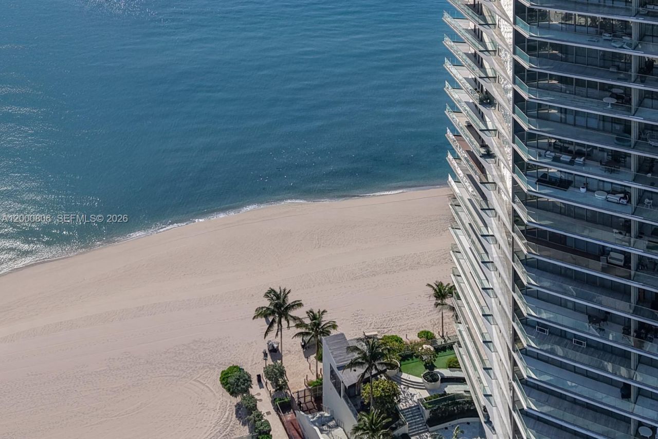 18975 Collins Ave, Unit 4800, Sunny Isles Beach, FL 33160 Photo
