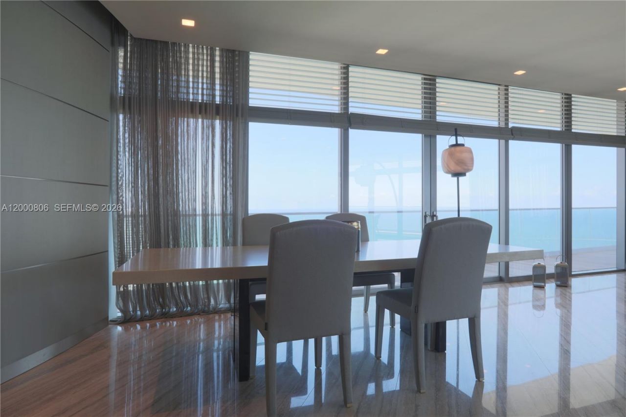 18975 Collins Ave, Unit 4800, Sunny Isles Beach, FL 33160 Photo