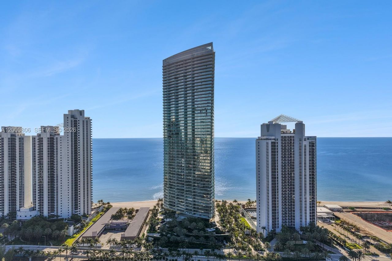 18975 Collins Ave, Unit 4800, Sunny Isles Beach, FL 33160 Photo