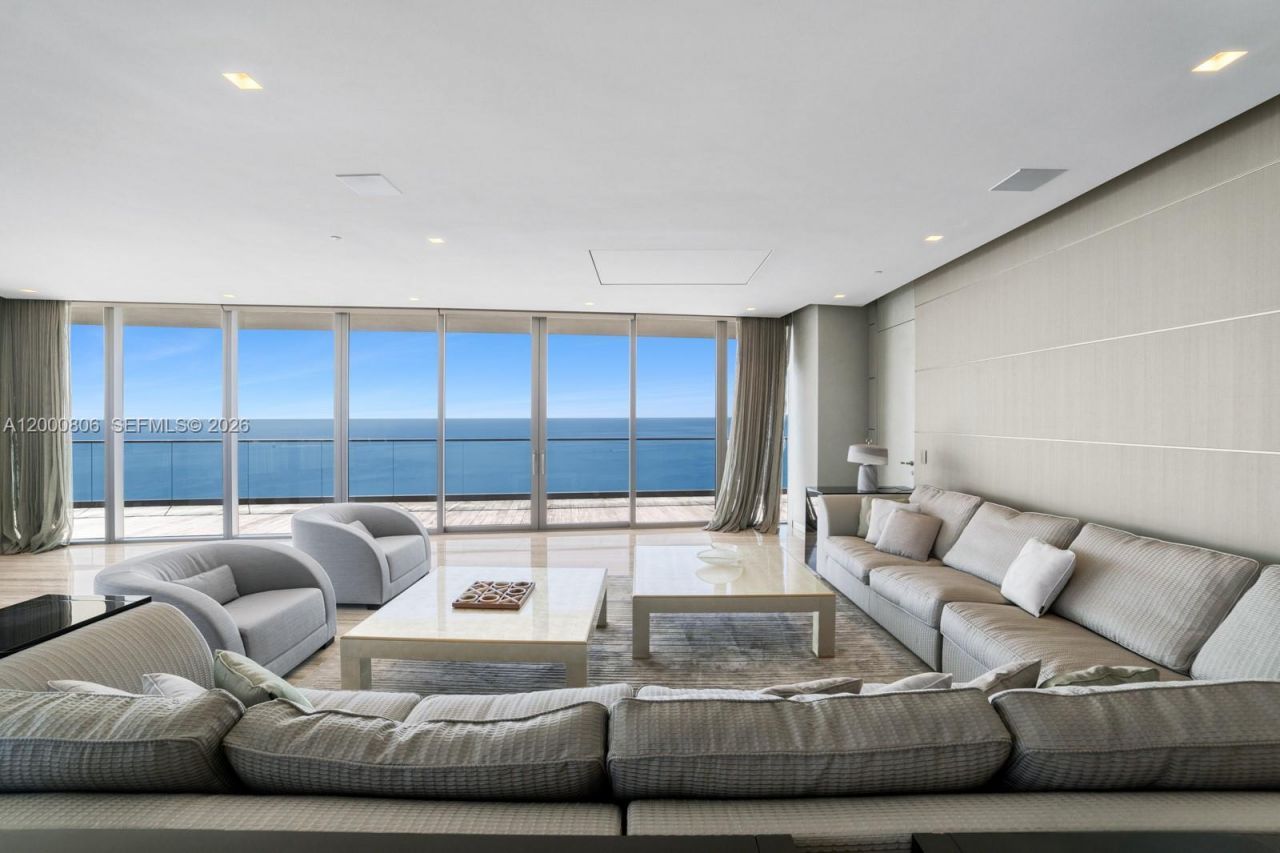 18975 Collins Ave, Unit 4800, Sunny Isles Beach, FL 33160 Photo