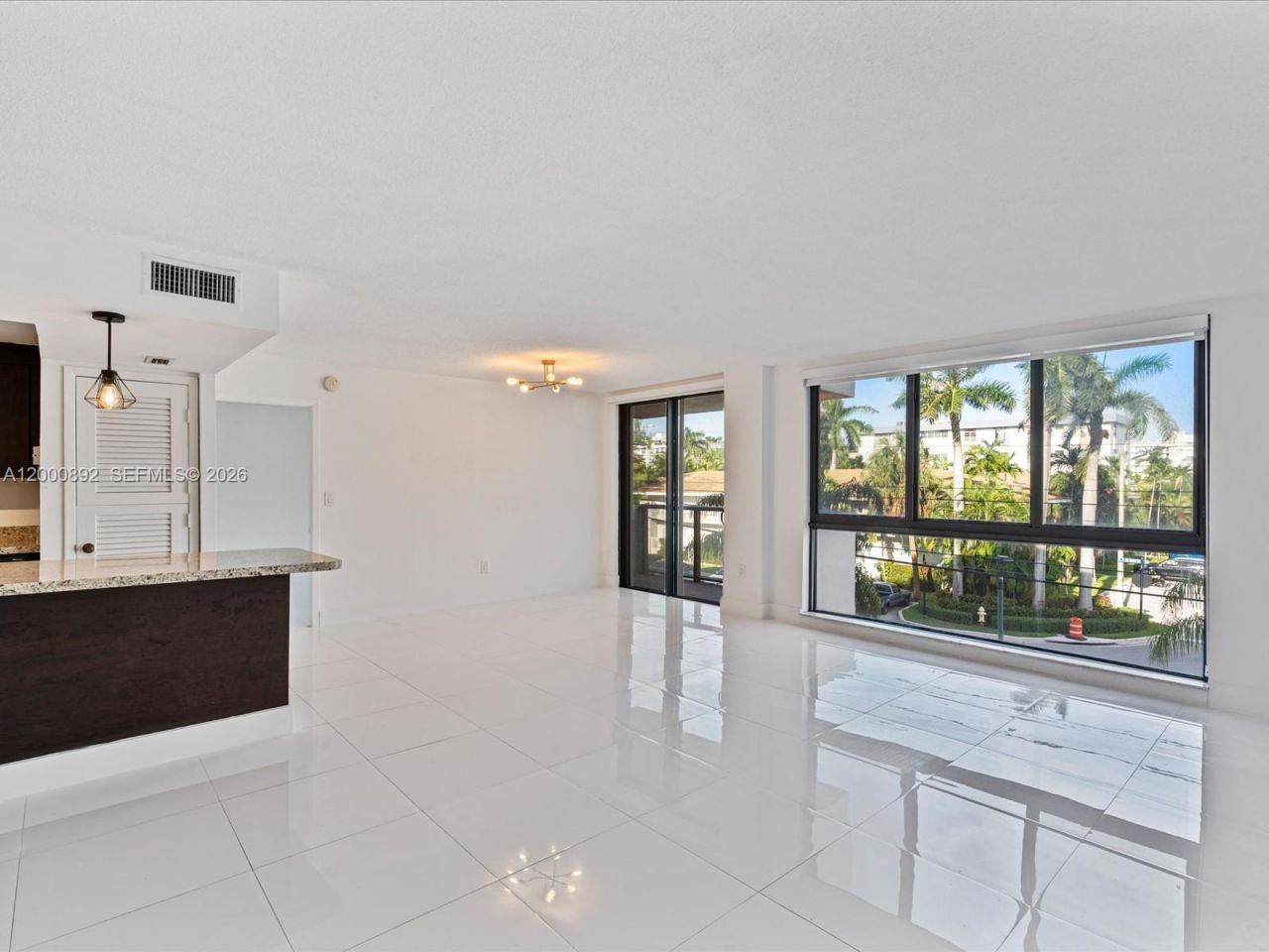 9800 W Bay Harbor Dr, Unit 308, Bay Harbor Islands, FL 33154 Photo