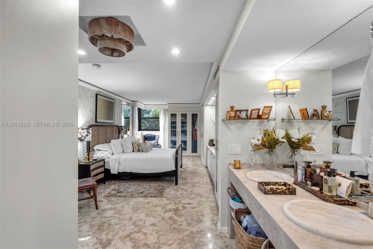 55 Ocean Lane Dr, Unit 1028, Key Biscayne, FL 33149 Photo