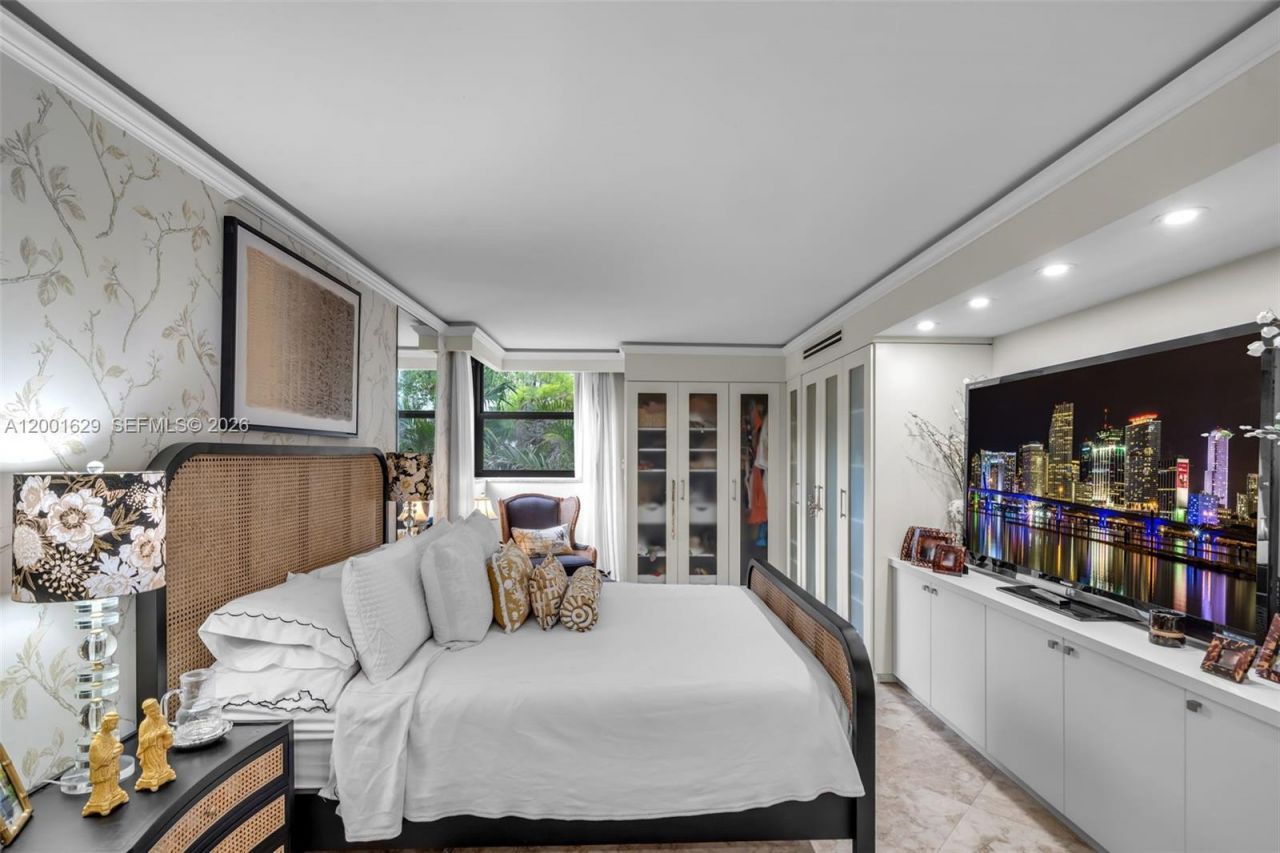 55 Ocean Lane Dr, Unit 1028, Key Biscayne, FL 33149 Photo