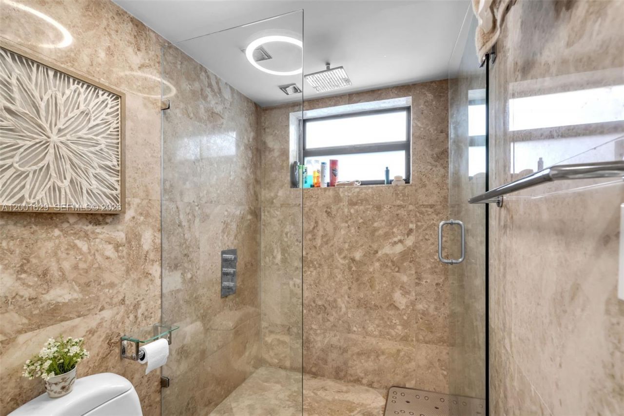 55 Ocean Lane Dr, Unit 1028, Key Biscayne, FL 33149 Photo