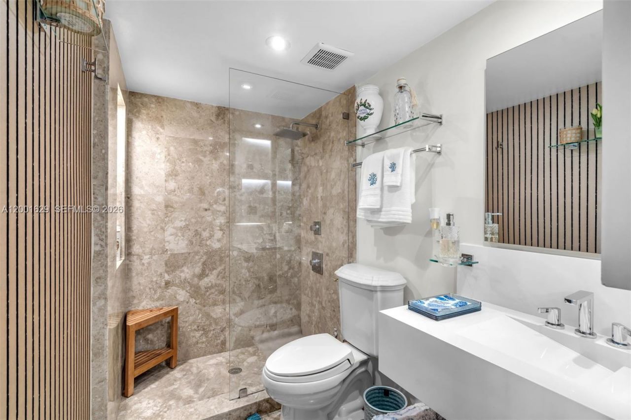 55 Ocean Lane Dr, Unit 1028, Key Biscayne, FL 33149 Photo