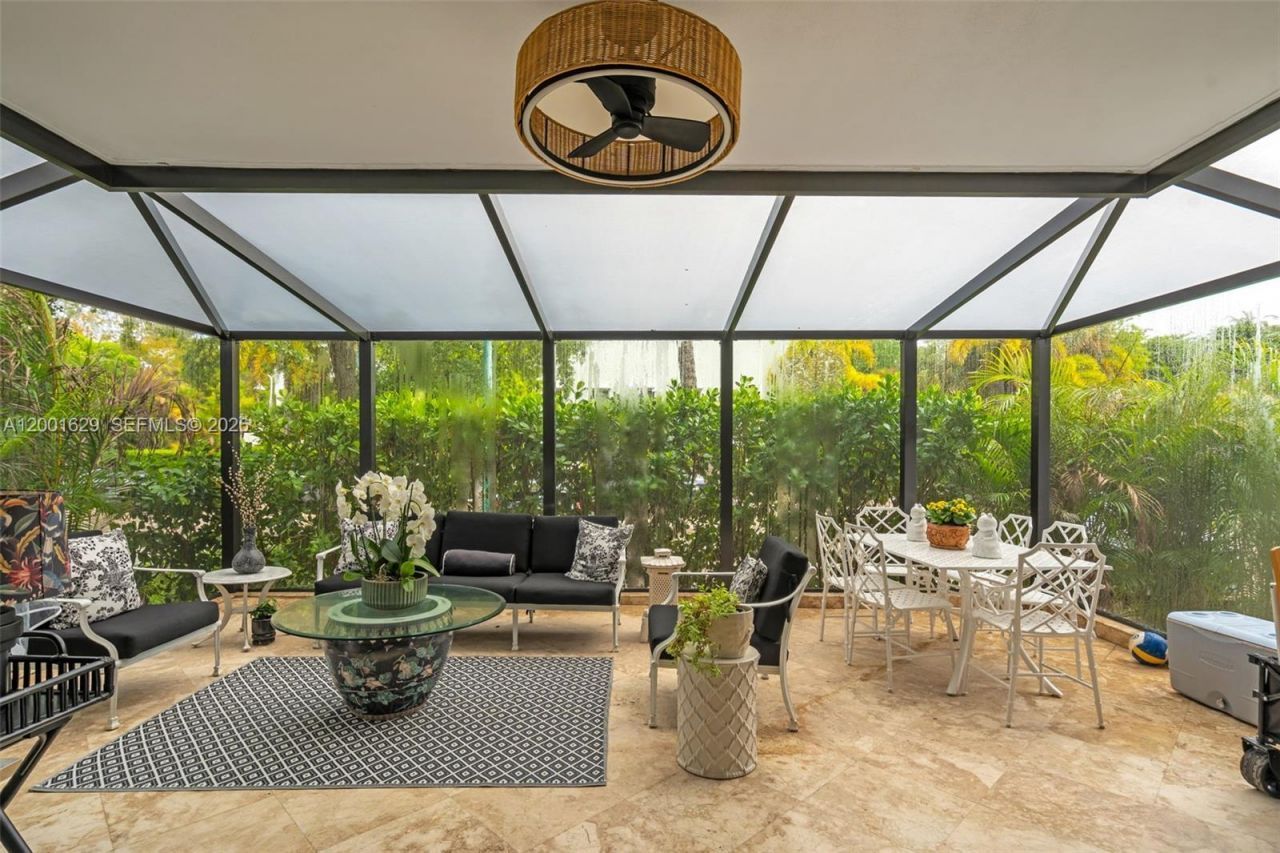 55 Ocean Lane Dr, Unit 1028, Key Biscayne, FL 33149 Photo