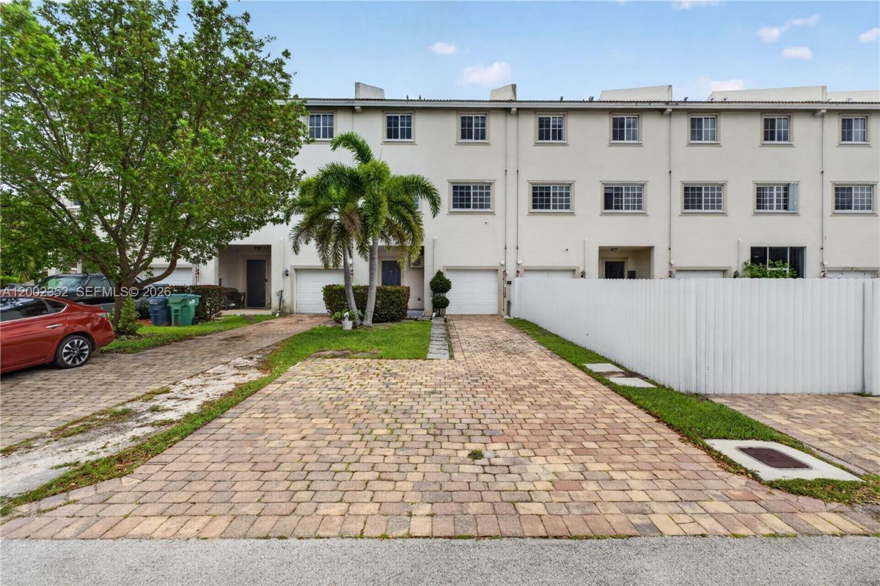 14213 SW 274th St, Homestead, FL 33032 Photo