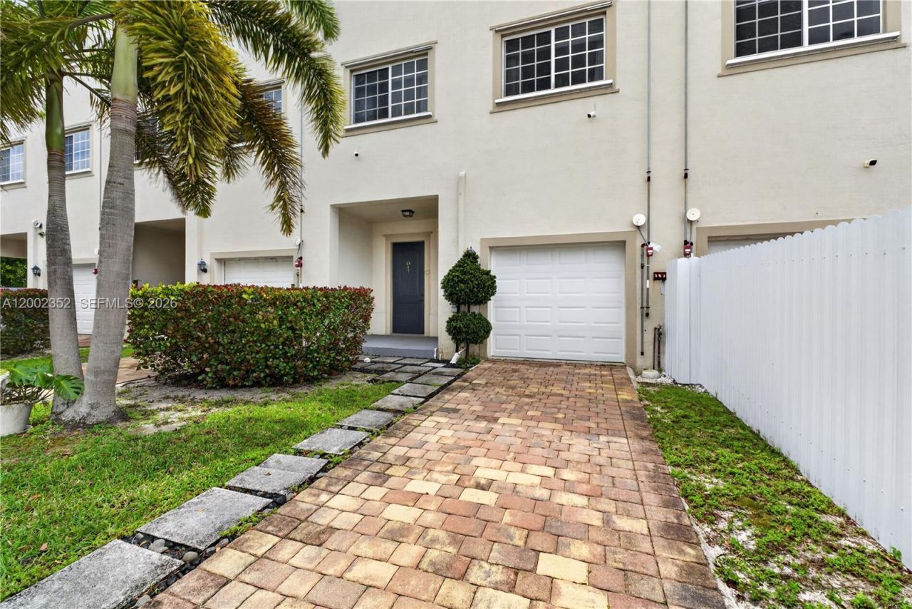 14213 SW 274th St, Homestead, FL 33032 Photo