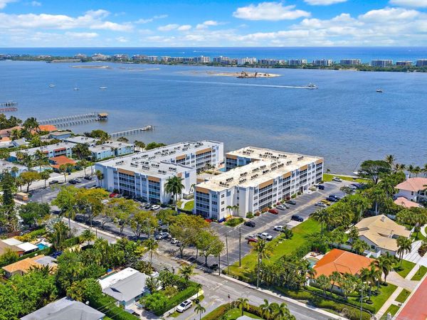 1516 S Lakeside Drive, Unit 106, Lake Worth Beach, FL 33460