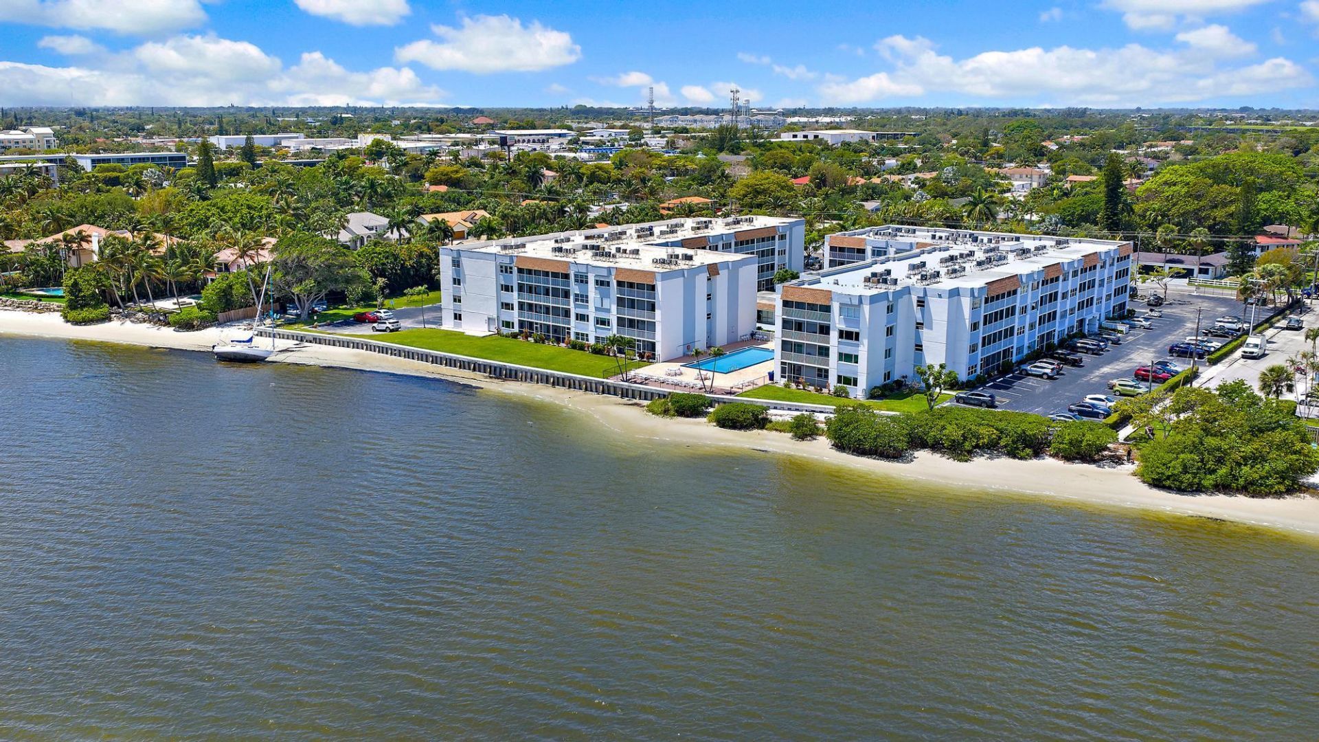 1516 S Lakeside Drive, Unit 106, Lake Worth Beach, FL 33460 Photo