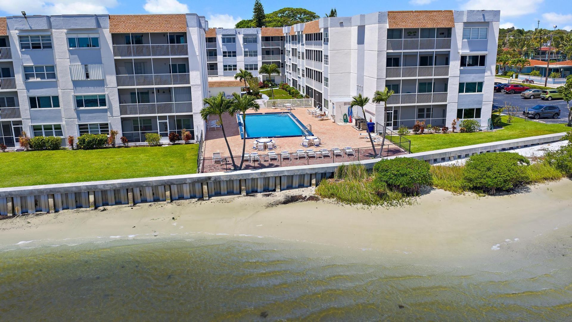 1516 S Lakeside Drive, Unit 106, Lake Worth Beach, FL 33460 Photo