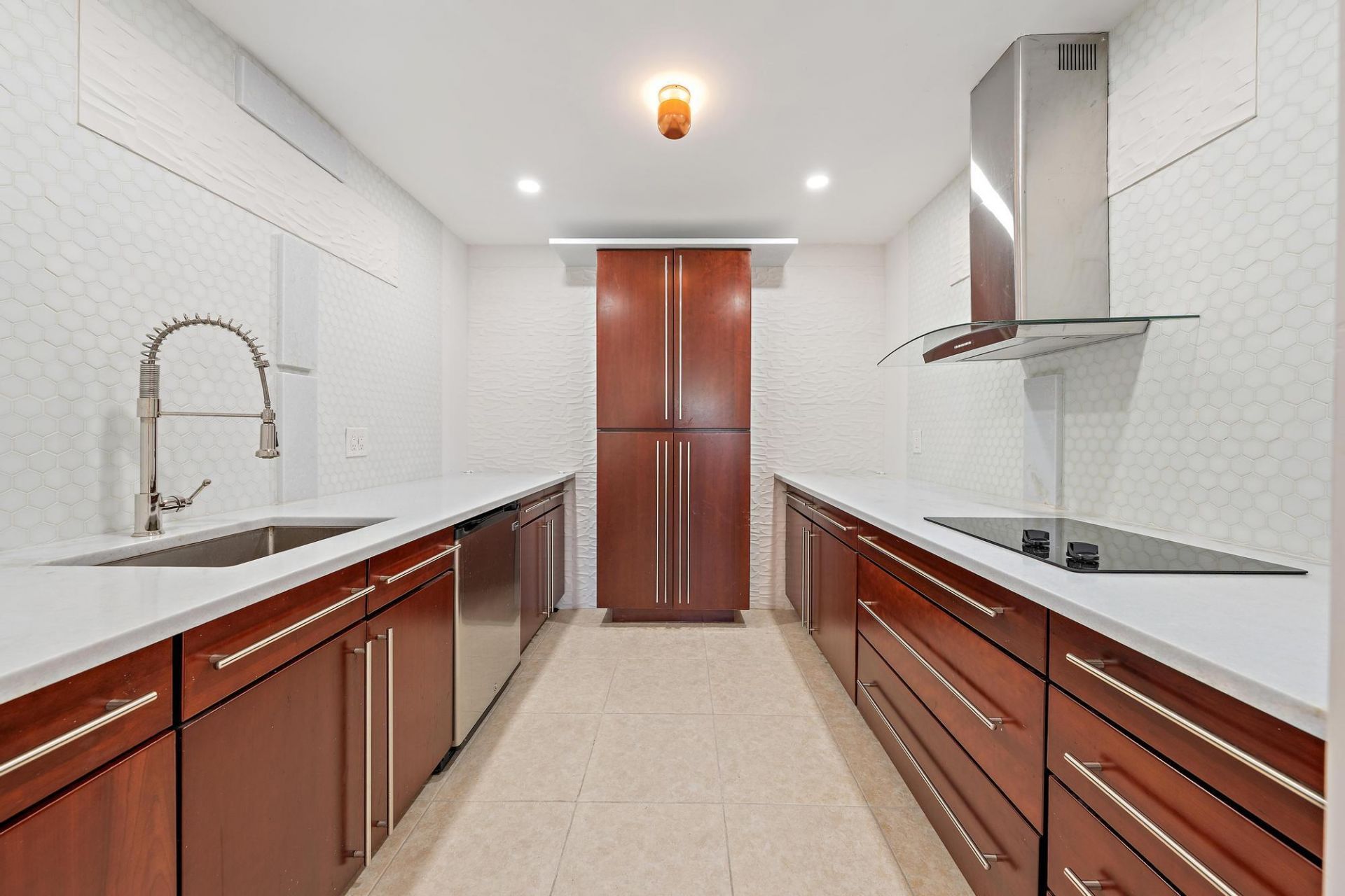 1516 S Lakeside Drive, Unit 106, Lake Worth Beach, FL 33460 Photo