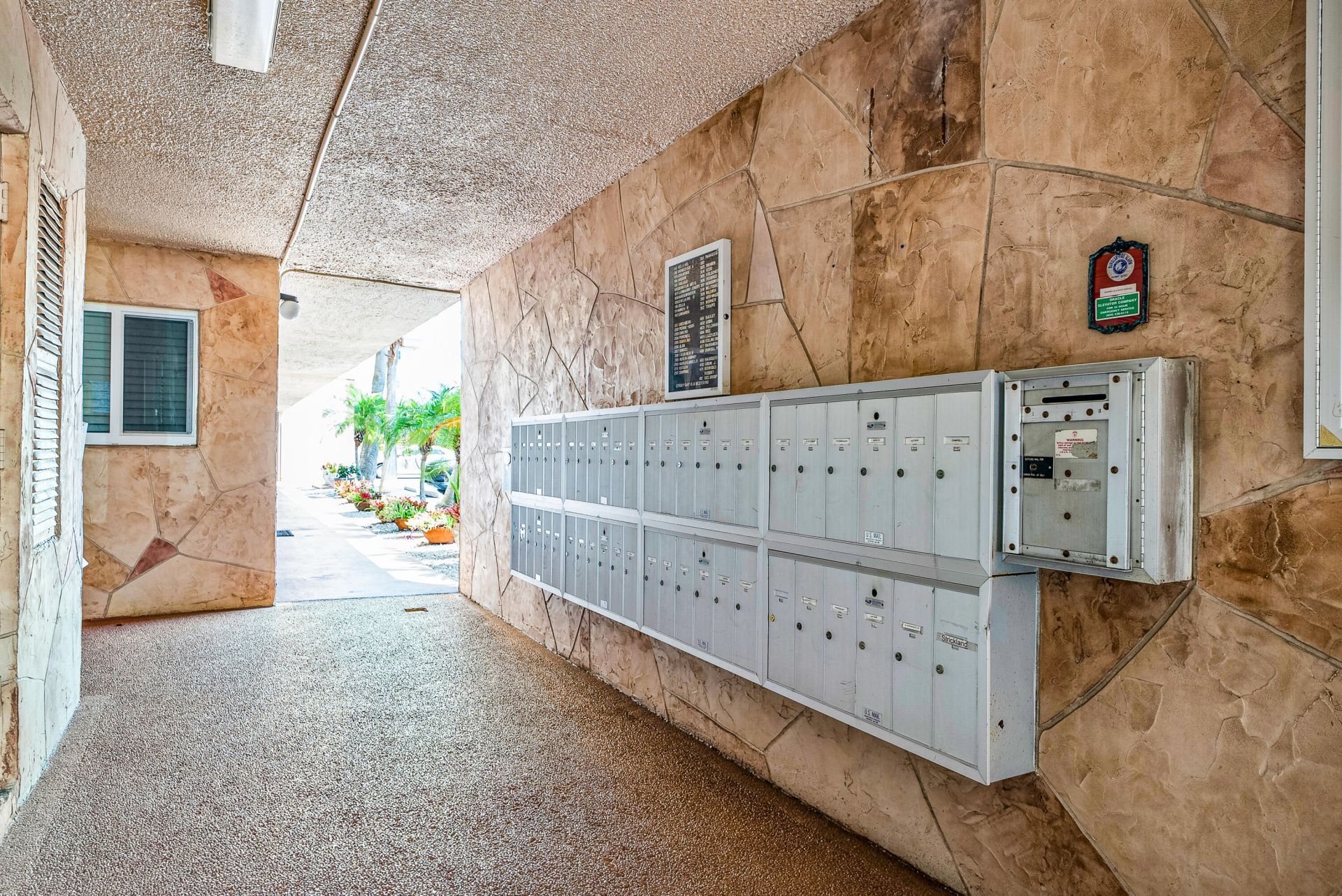 2615 NE 1st Court, Unit 203, Boynton Beach, FL 33435 Photo