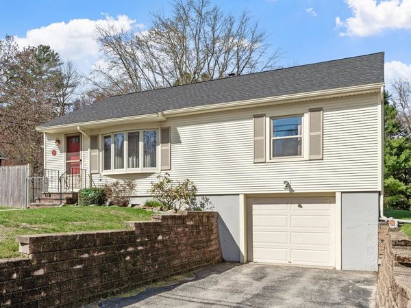 156 Belknap Road, Hudson, NH 03051