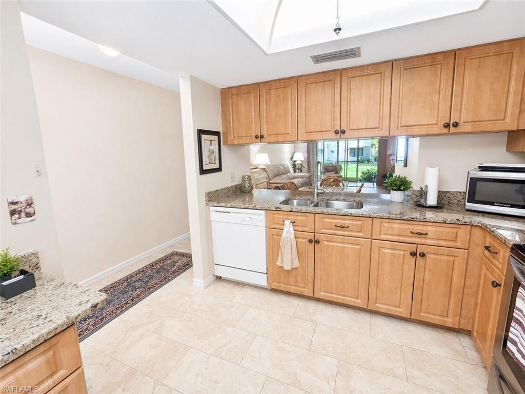 11610 Caravel Cir, Unit 108, Fort Myers, FL 33908 Photo