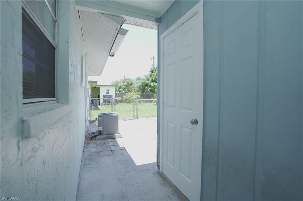 1193 S Alhambra Cir, Naples, FL 34103 Photo