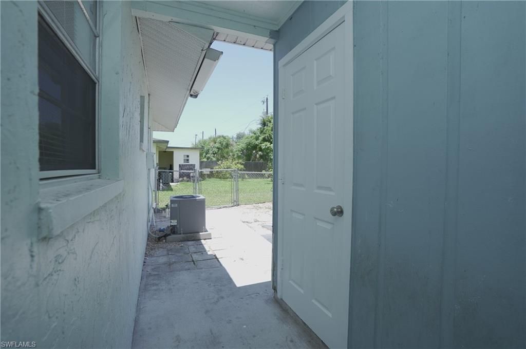 1193 S Alhambra Cir, Naples, FL 34103 Photo