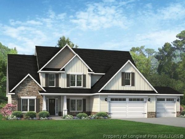 136 Leaning Pine Circle , Spring Lake, NC 28390