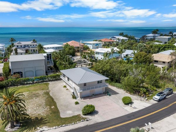 249 W Seaview Drive, Duck Key, FL 33050