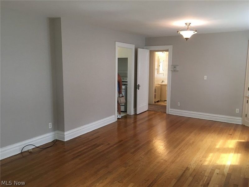 1715 Edgefield Road, Lyndhurst, OH 44124 Photo 5