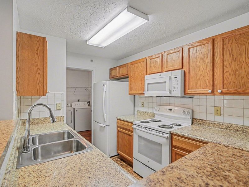 2316 Sawmill Court, Unit 103, Burlington, KY 41005 Photo 6