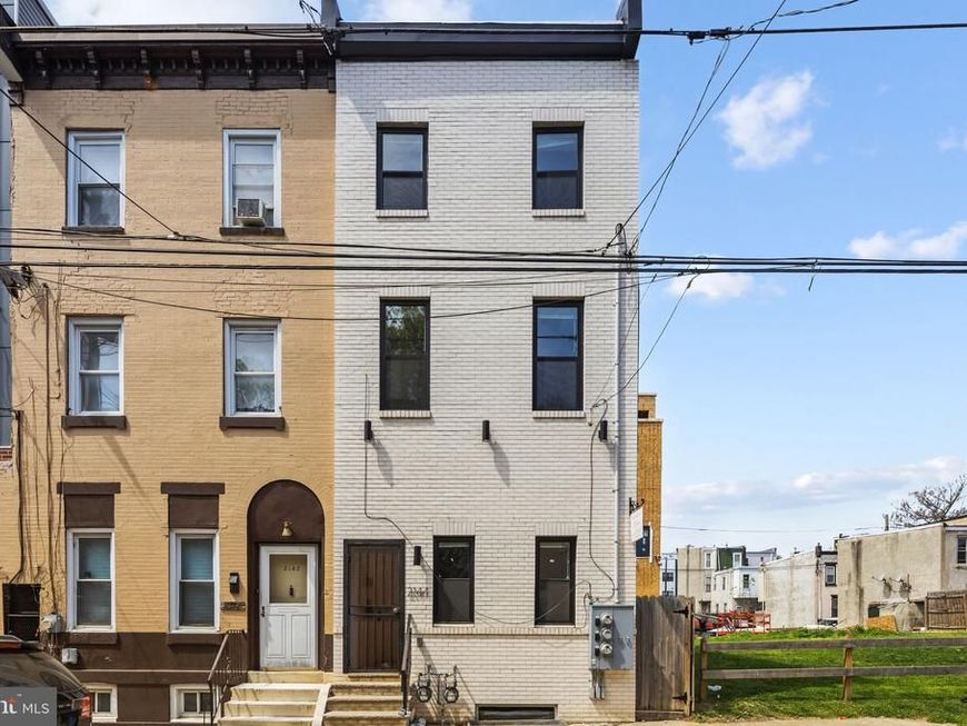 2144 N 8th Street, Philadelphia, PA 19122 Main Photo
