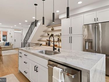 2023 SAINT ALBANS STREET, PHILADELPHIA, PA 19146