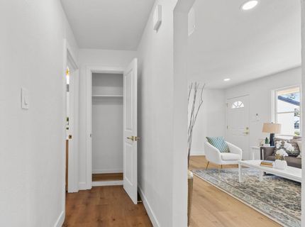 5625 La Campana Way, Sacramento, CA 95822 Photo