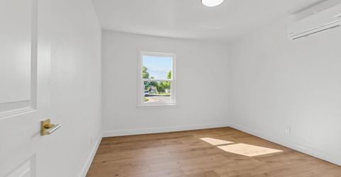 5625 La Campana Way, Sacramento, CA 95822 Photo