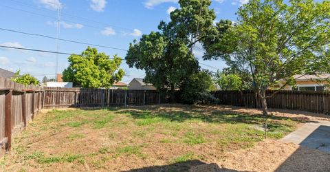 5625 La Campana Way, Sacramento, CA 95822 Photo