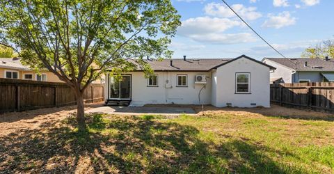 5625 La Campana Way, Sacramento, CA 95822 Photo