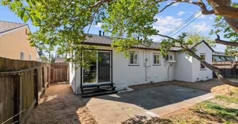 5625 La Campana Way, Sacramento, CA 95822 Photo