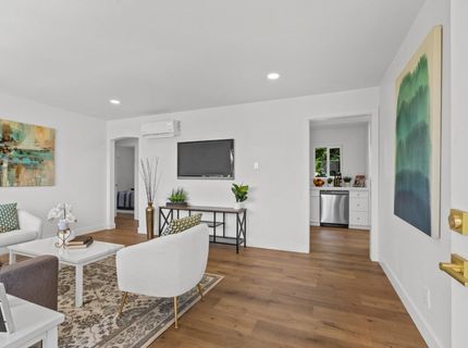 5625 La Campana Way, Sacramento, CA 95822 Photo