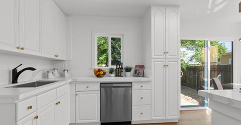 5625 La Campana Way, Sacramento, CA 95822 Photo