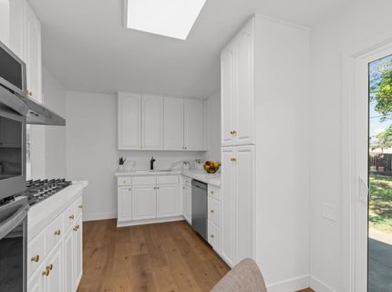 5625 La Campana Way, Sacramento, CA 95822 Photo